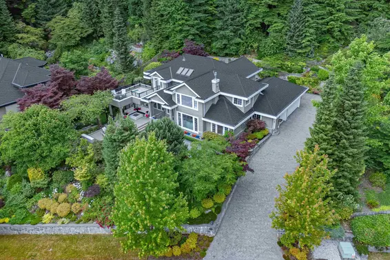 4115 East Braemar Road, North Vancouver For Sale - image 2