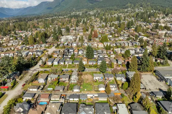 241 West 27th Street, North Vancouver For Sale - image 9