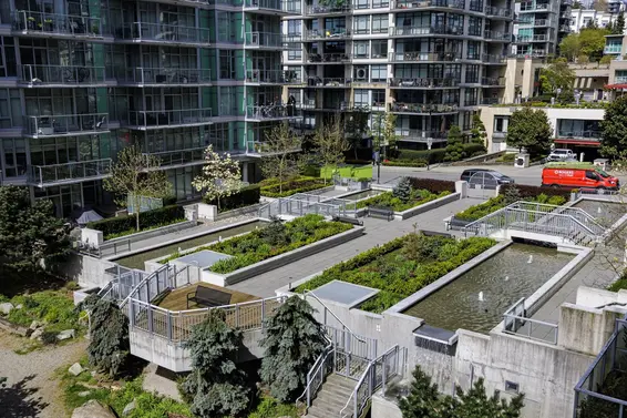 303 185 Victory Ship Way, North Vancouver For Sale - image 17