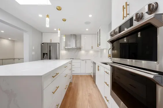 4640 Highland Boulevard, North Vancouver For Sale - image 3