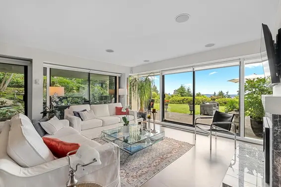 47 2202 Folkestone Way, West Vancouver For Sale - image 13