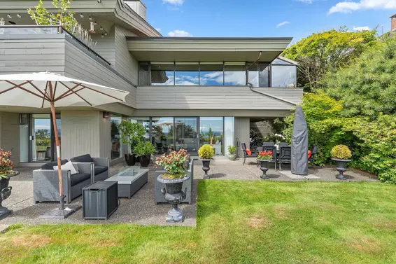 47 2202 Folkestone Way, West Vancouver For Sale - image 26