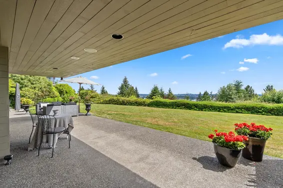 47 2202 Folkestone Way, West Vancouver For Sale - image 27