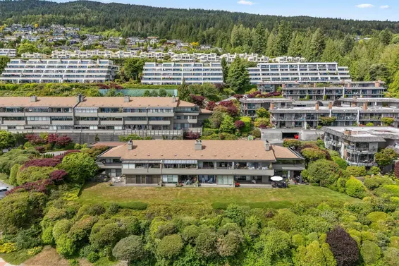 47 2202 Folkestone Way, West Vancouver For Sale - image 32