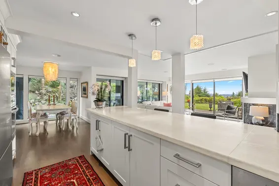 47 2202 Folkestone Way, West Vancouver For Sale - image 8
