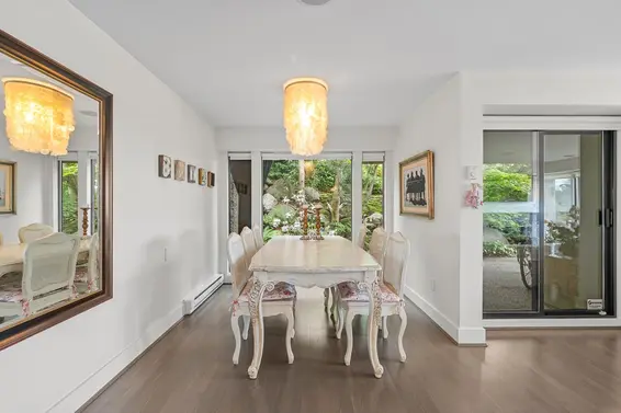 47 2202 Folkestone Way, West Vancouver For Sale - image 9