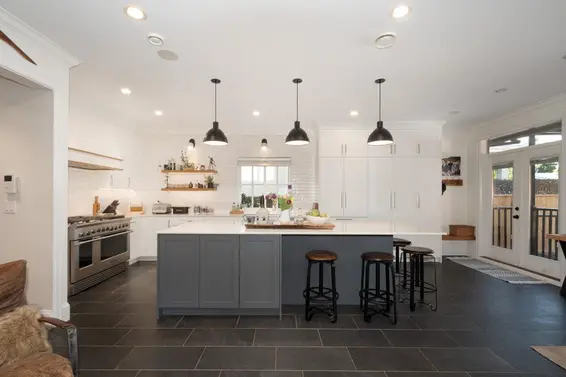336 West 17th Street, North Vancouver For Sale - image 11