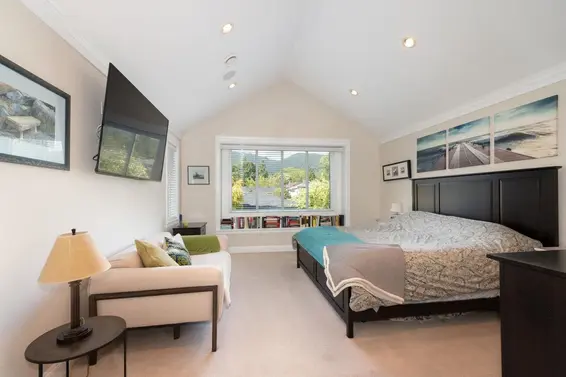 336 West 17th Street, North Vancouver For Sale - image 20
