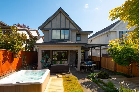 336 West 17th Street, North Vancouver For Sale - image 32