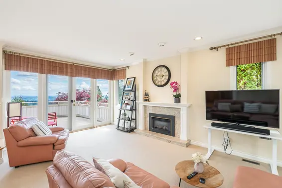 4153 Quarry Court, North Vancouver For Sale - image 11