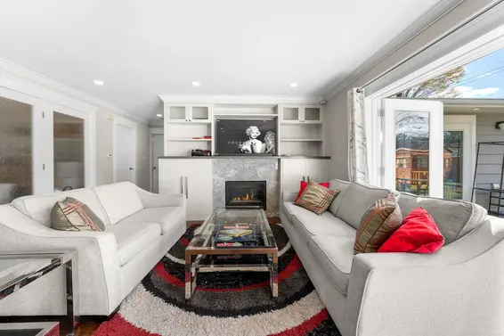 1615 Mcbride Street, North Vancouver For Sale - image 9