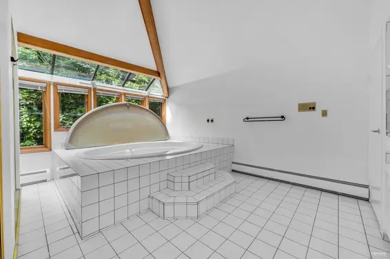 2901 Allan Road, North Vancouver For Sale - image 19