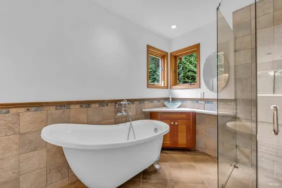2901 Allan Road, North Vancouver For Sale - image 23