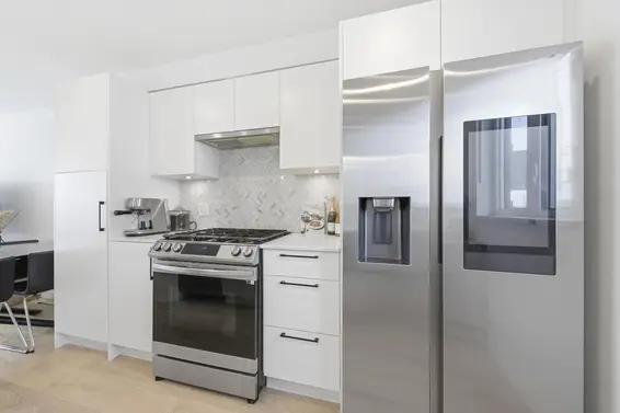 356 555 East 2nd Street, North Vancouver For Sale - image 4