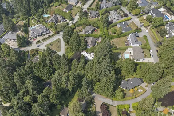 410 Eastcot Road, West Vancouver For Sale - image 7