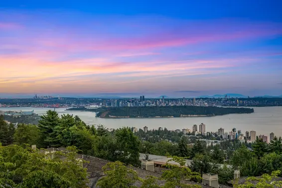 2456 Carr Lane, West Vancouver