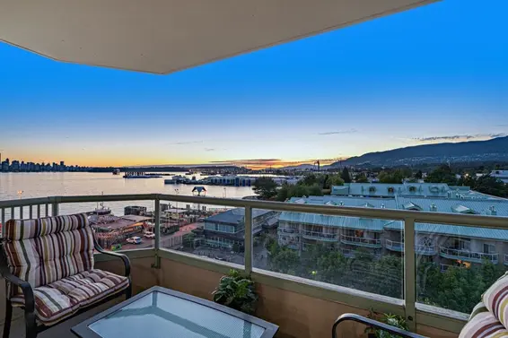 609 168 Chadwick Court, North Vancouver