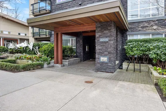 316 3205 Mountain Highway, North Vancouver For Sale - image 4