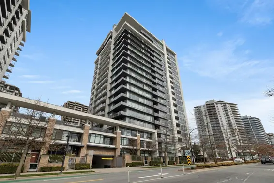 904 158 West 13th Street, North Vancouver