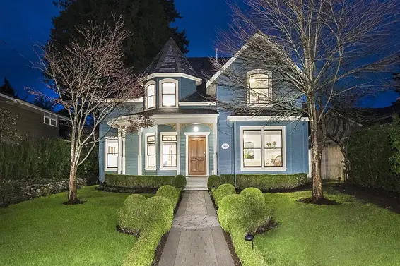 1060 West 22nd Street, North Vancouver