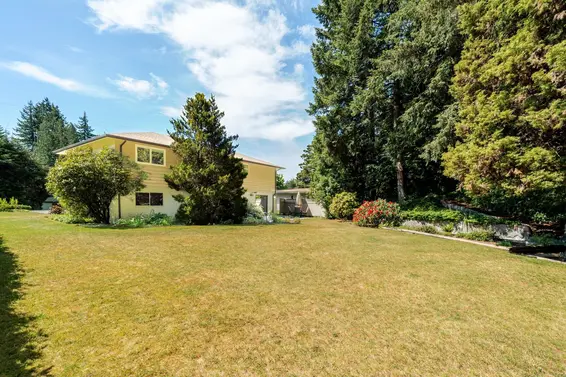 5756 Cranley Drive, West Vancouver For Sale - image 19