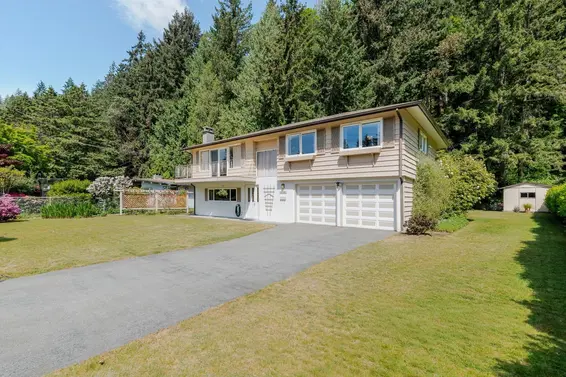 5756 Cranley Drive, West Vancouver For Sale - image 21