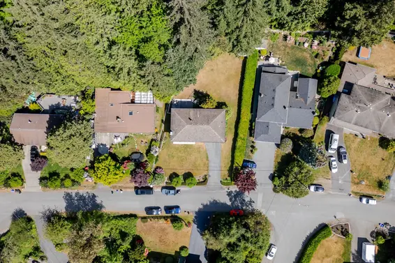5756 Cranley Drive, West Vancouver For Sale - image 22