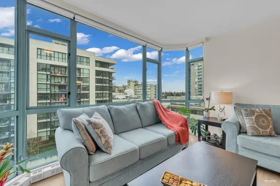 801 140 East 14 Street, North Vancouver For Sale - image 4