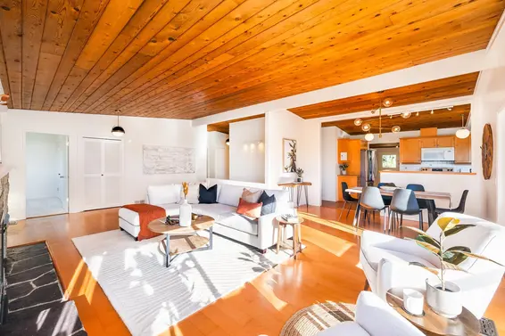 4202 Skyline Drive, North Vancouver For Sale - image 10