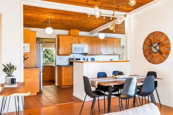 4202 Skyline Drive, North Vancouver For Sale - image 15