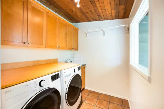 4202 Skyline Drive, North Vancouver For Sale - image 30