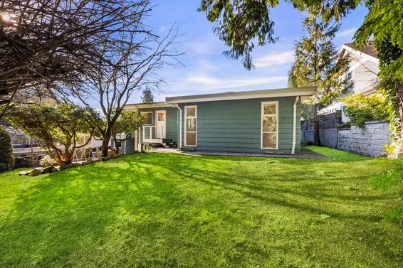 4202 Skyline Drive, North Vancouver For Sale - image 37