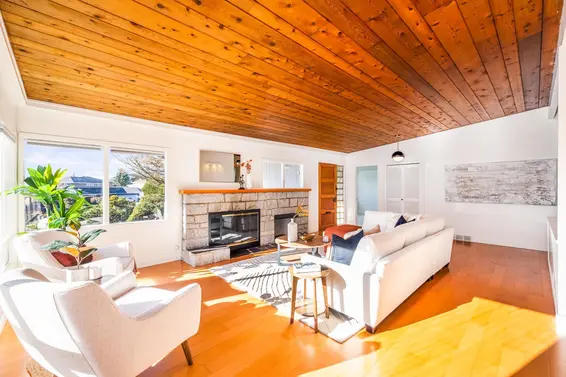 4202 Skyline Drive, North Vancouver For Sale - image 6