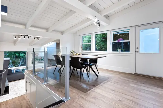 1050 Belvedere Drive, North Vancouver For Sale - image 10