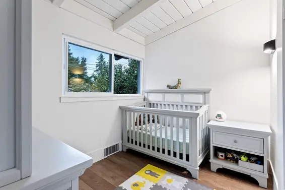 1050 Belvedere Drive, North Vancouver For Sale - image 20
