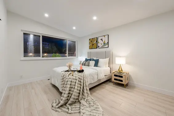 531 Greenway Avenue, North Vancouver For Sale - image 11