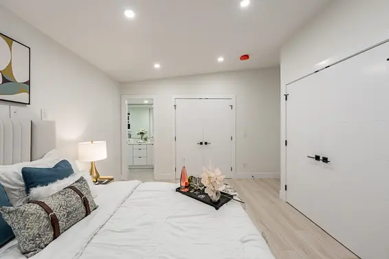 531 Greenway Avenue, North Vancouver For Sale - image 12