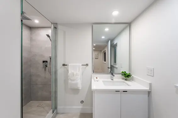 531 Greenway Avenue, North Vancouver For Sale - image 17
