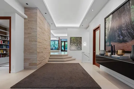 375 Hidhurst Place, West Vancouver For Sale - image 13