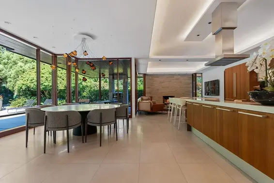 375 Hidhurst Place, West Vancouver For Sale - image 21