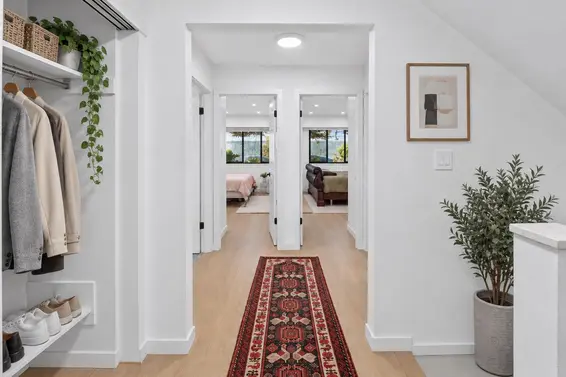 1 2206 Folkestone Way, West Vancouver For Sale - image 12