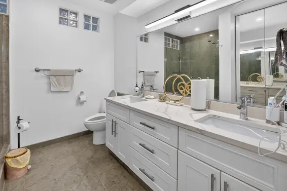 1 2206 Folkestone Way, West Vancouver For Sale - image 27
