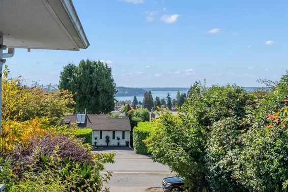 1165 Mathers Avenue, West Vancouver For Sale - image 37