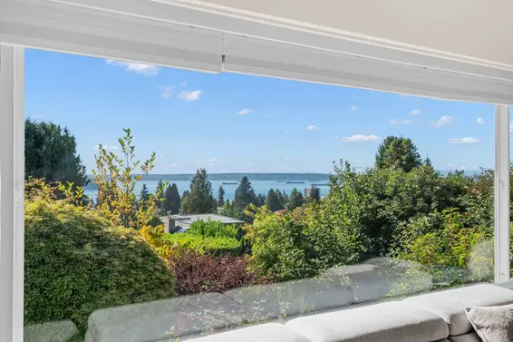 1165 Mathers Avenue, West Vancouver For Sale - image 4