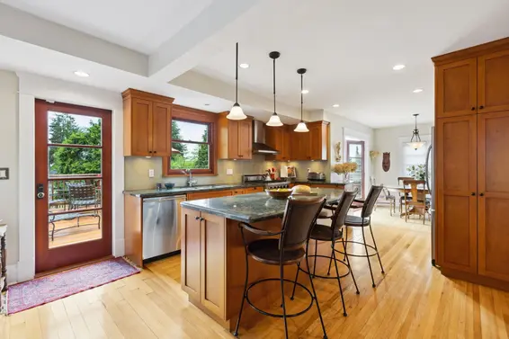 349 East 24th Street, North Vancouver For Sale - image 11