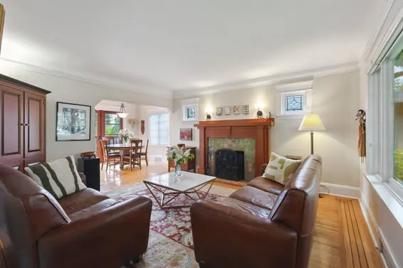 349 East 24th Street, North Vancouver For Sale - image 4