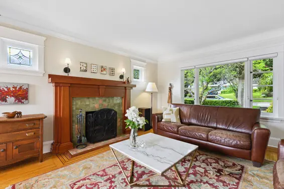 349 East 24th Street, North Vancouver For Sale - image 5