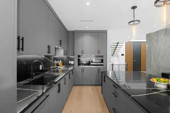 976 Melbourne Avenue, North Vancouver For Sale - image 10