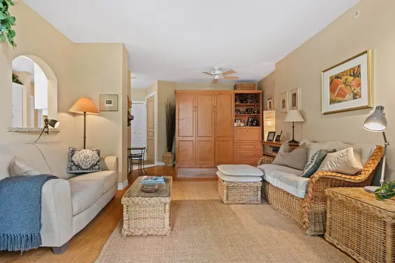 302 588 16th Street, West Vancouver For Sale - image 24
