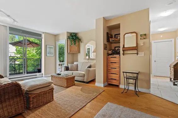 302 588 16th Street, West Vancouver For Sale - image 25